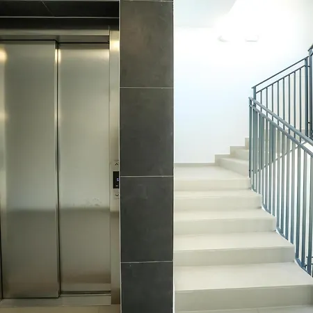 公寓 Margarita 扎达尔